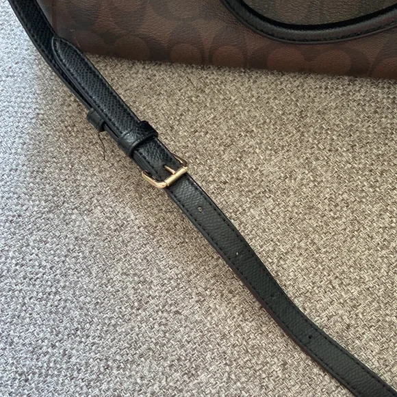 Coach Tote - Picture 8 of 9